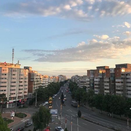 Hellen'S Ultracentral Apartament Buzău Exterior foto